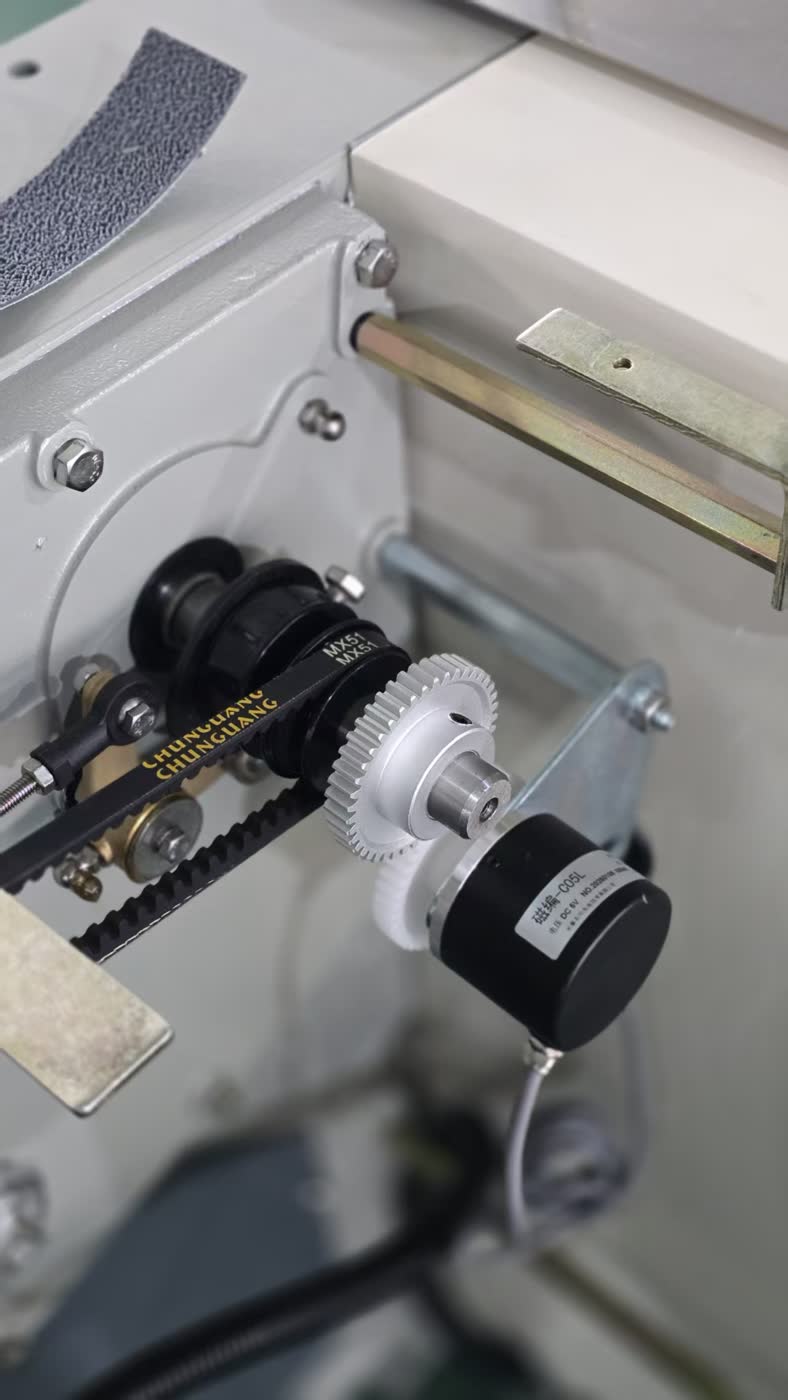 Main-shaft angle encoder on JTM-508 water jet loom